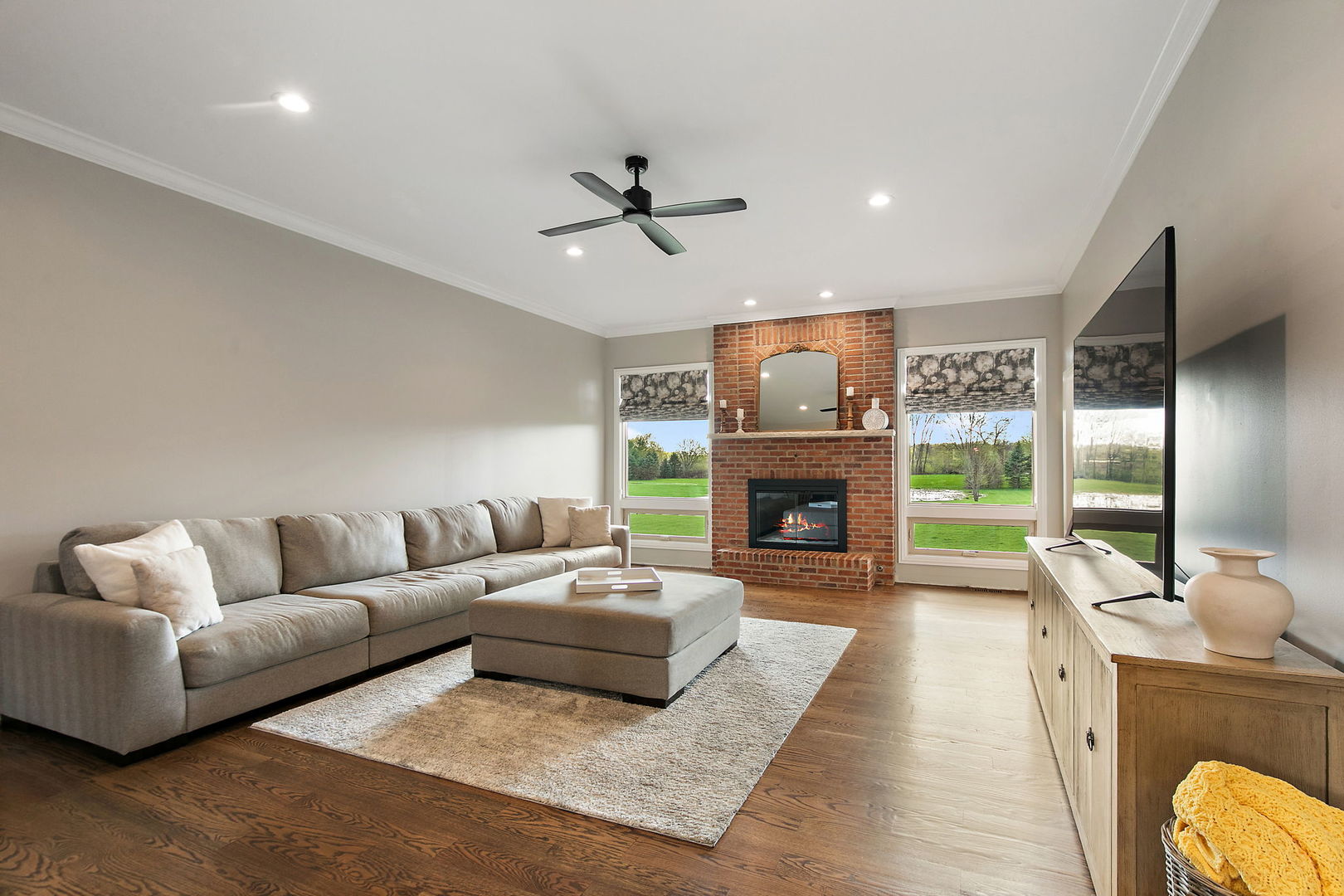 10703 Pebble Drive, Huntley, IL 60142