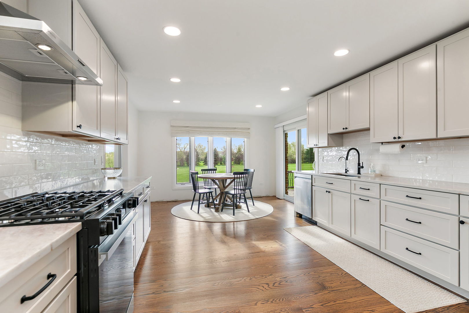 10703 Pebble Drive, Huntley, IL 60142