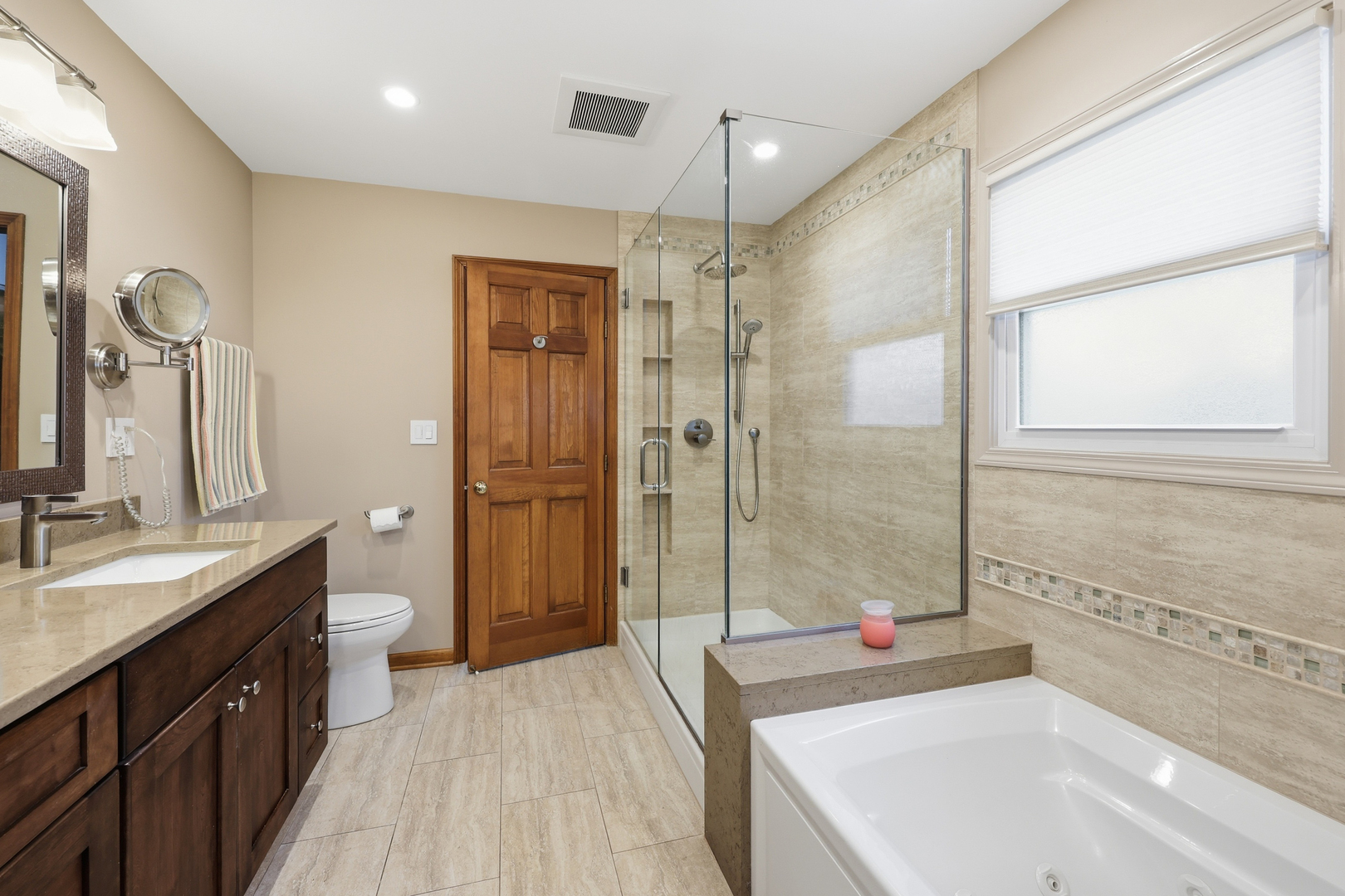 1846 Baltimore Drive, Elk Grove Village, IL 60007