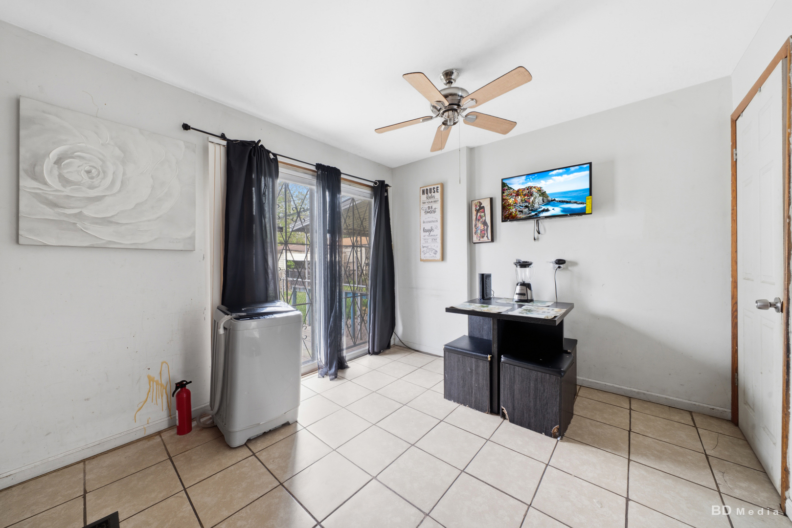 9226 Unit A S Halsted Street, Chicago, IL 60620