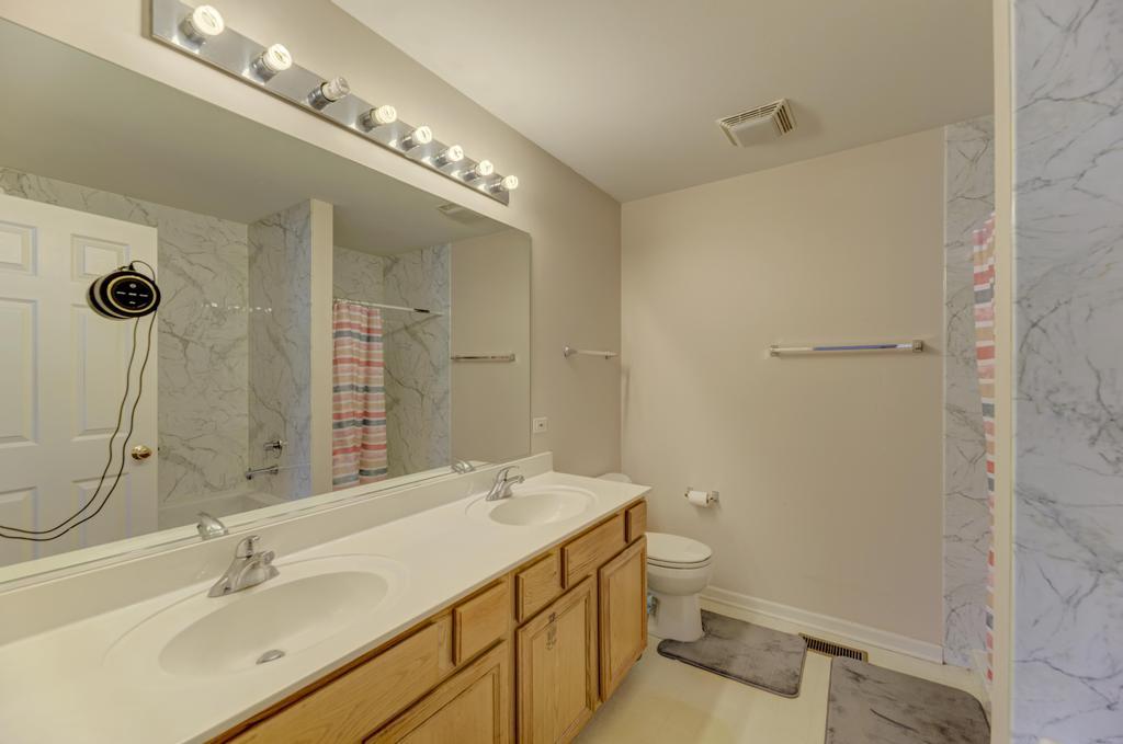 1679 W Ethans Glen Drive, Palatine, IL 60067