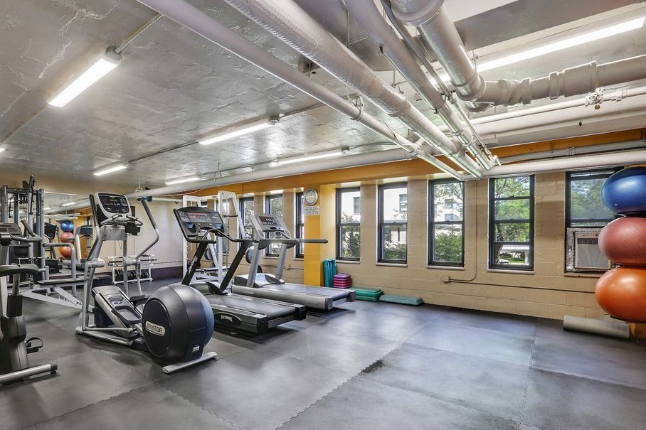 3410 N Lake Shore Drive #12N, Chicago, IL 60657