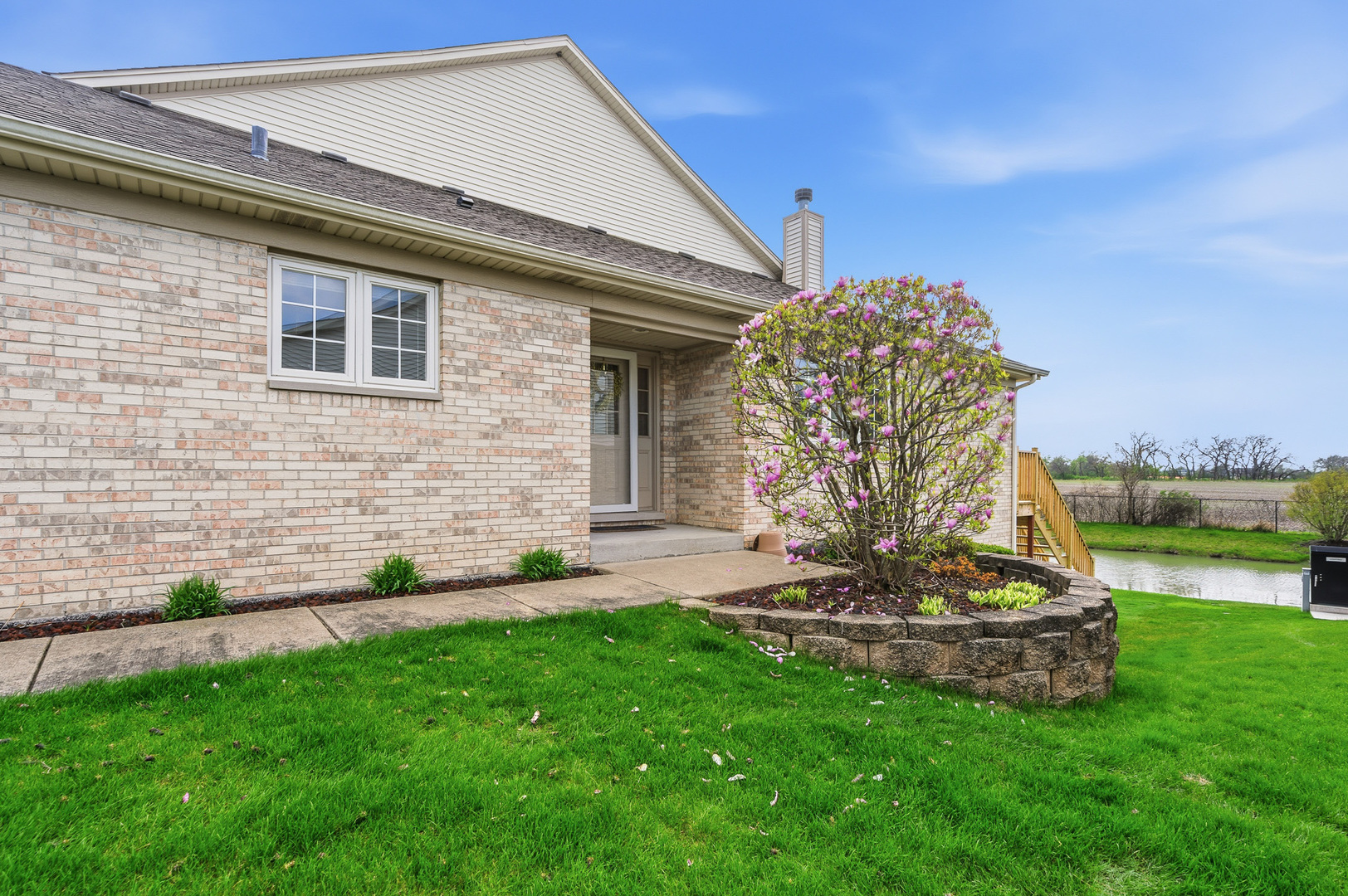 104 Iliad Drive, Tinley Park, IL 60477