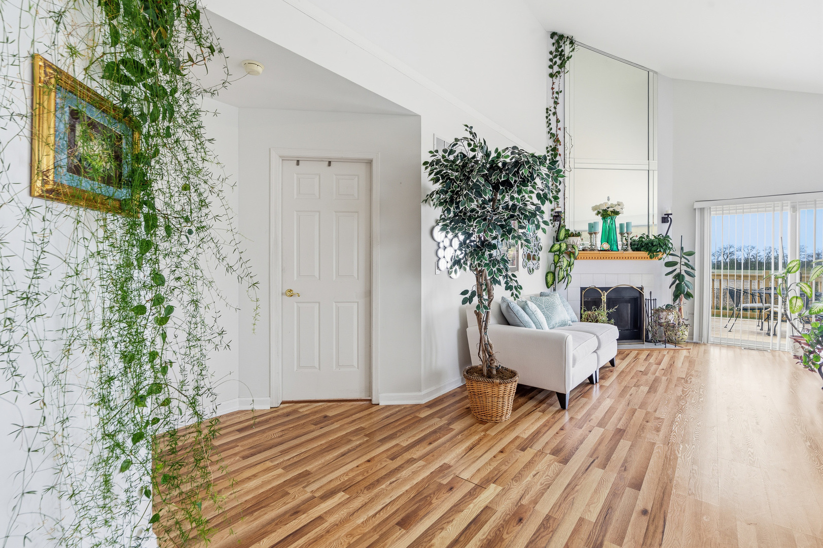 104 Iliad Drive, Tinley Park, IL 60477