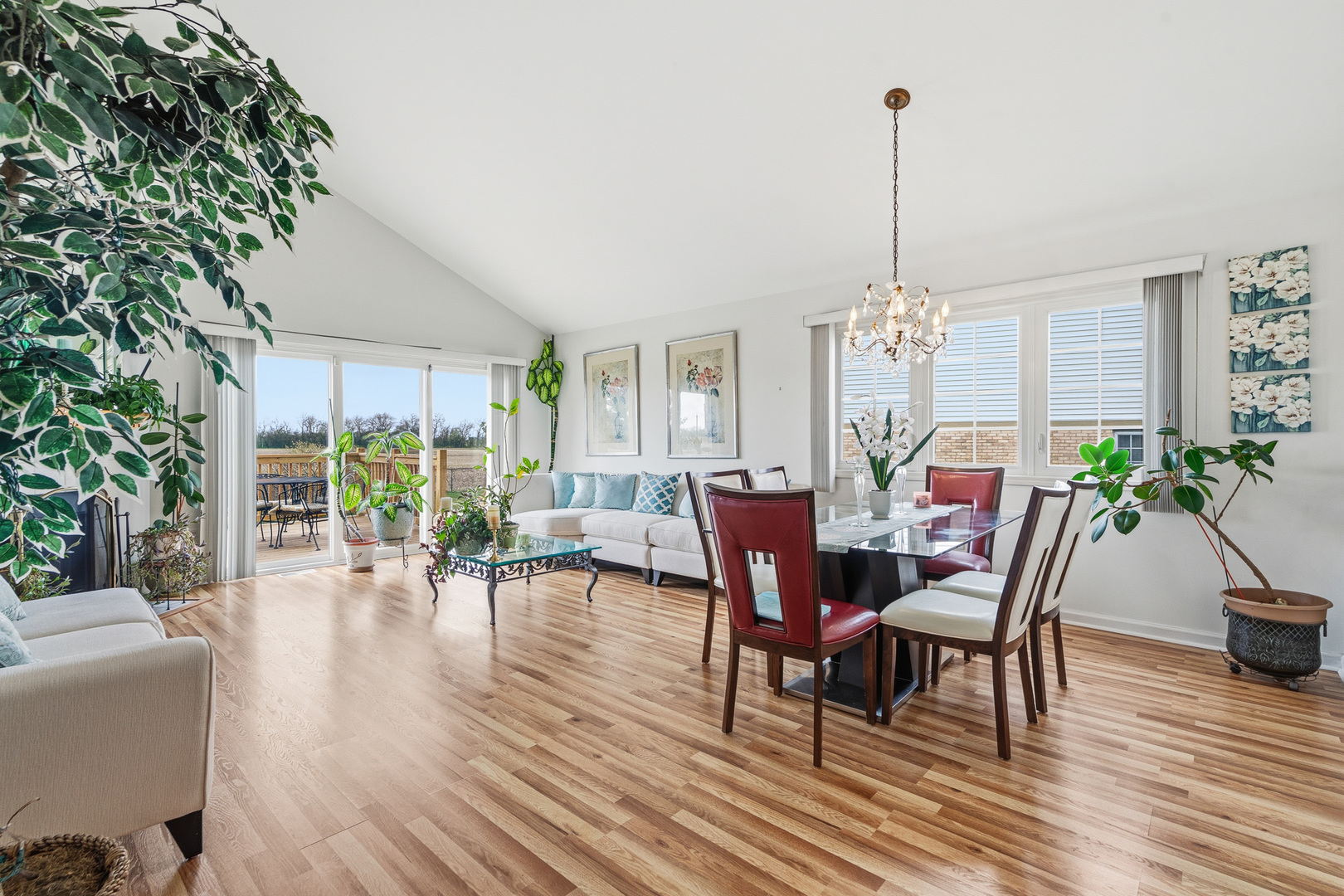 104 Iliad Drive, Tinley Park, IL 60477