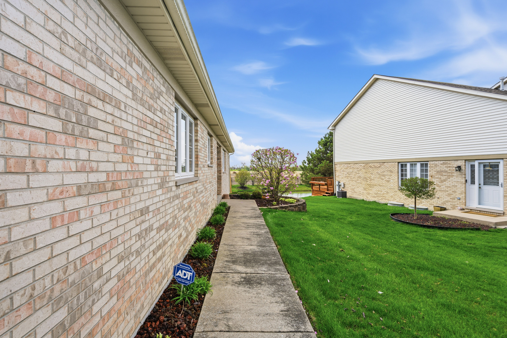 104 Iliad Drive, Tinley Park, IL 60477