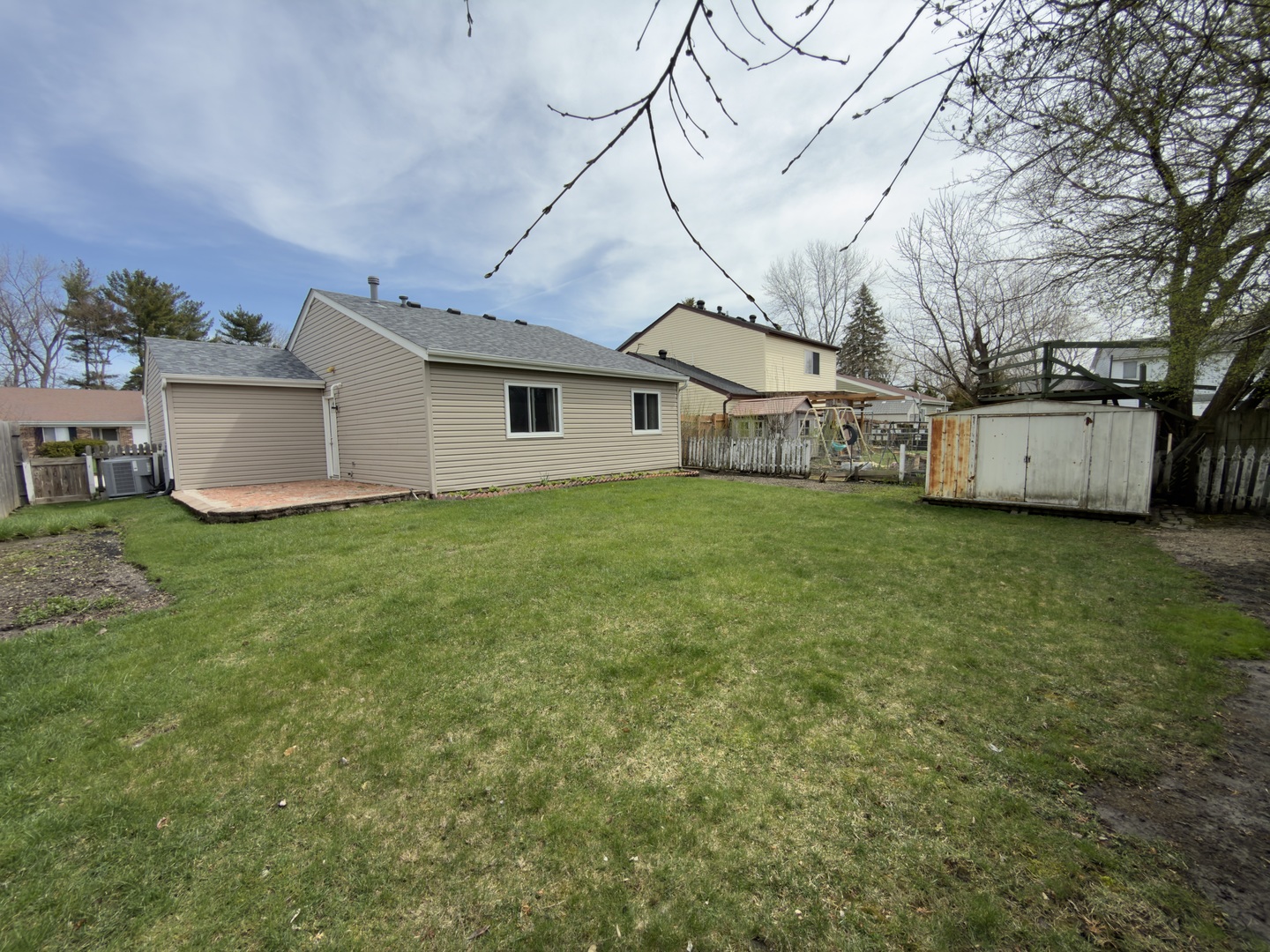 2S460 Cynthia Drive, Warrenville, IL 60555