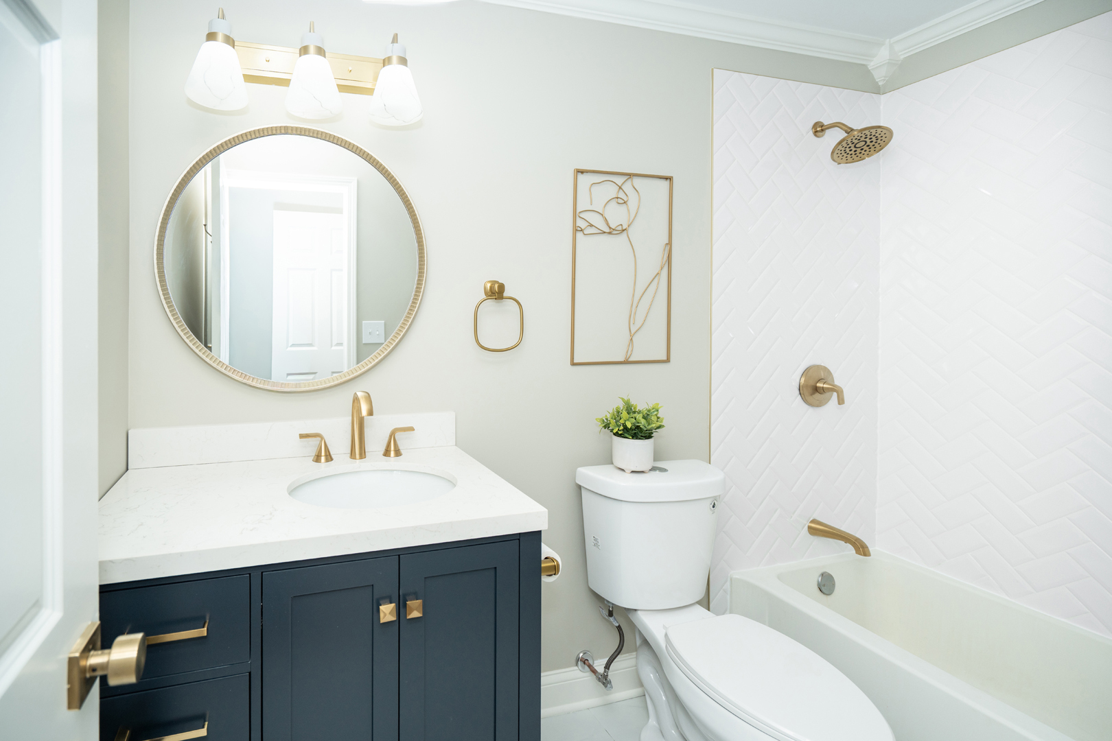 2835 Rutland Circle #202, Naperville, IL 60564