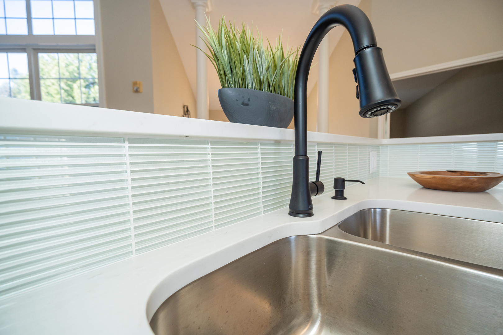 2835 Rutland Circle #202, Naperville, IL 60564