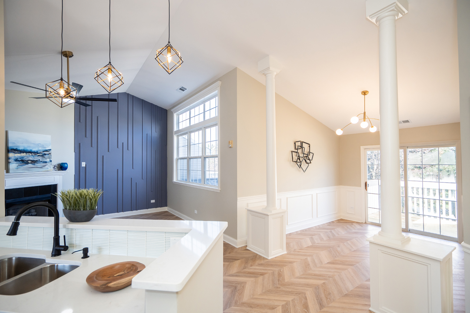 2835 Rutland Circle #202, Naperville, IL 60564