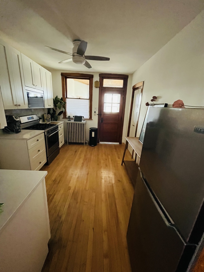 5133 W Wrightwood Avenue #2, Chicago, IL 60639