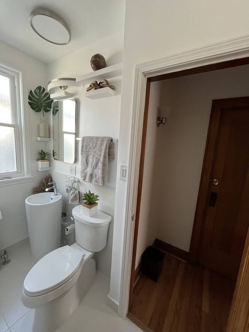 5133 W Wrightwood Avenue #2, Chicago, IL 60639