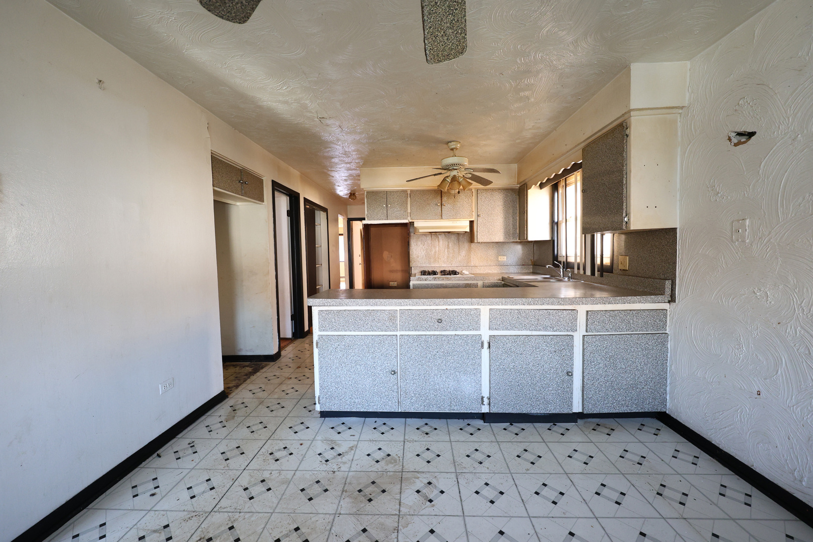 333 Luella Avenue, Calumet City, IL 60409