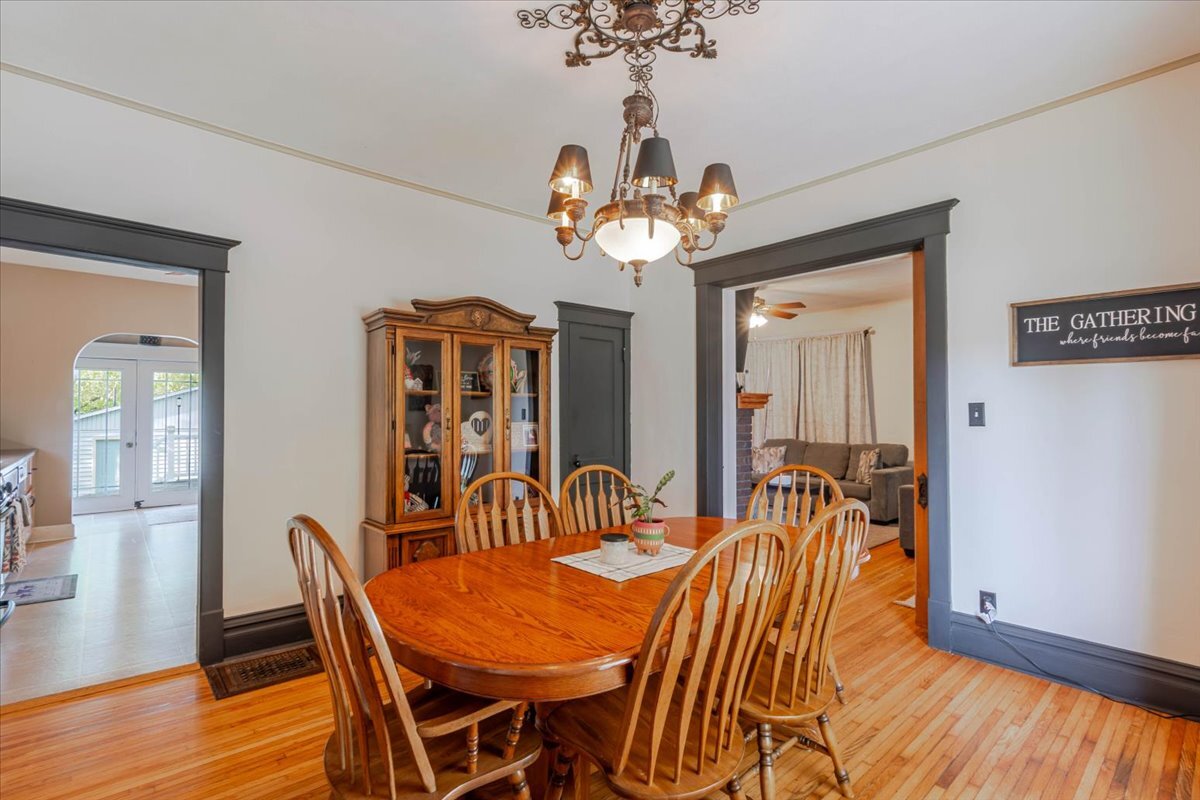 117 W Humiston Street, Pontiac, IL 61764