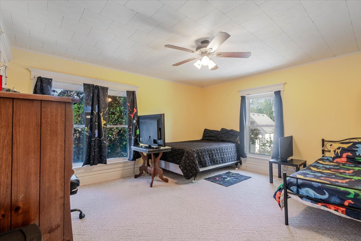 117 W Humiston Street, Pontiac, IL 61764