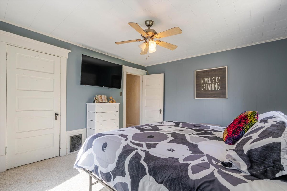 117 W Humiston Street, Pontiac, IL 61764