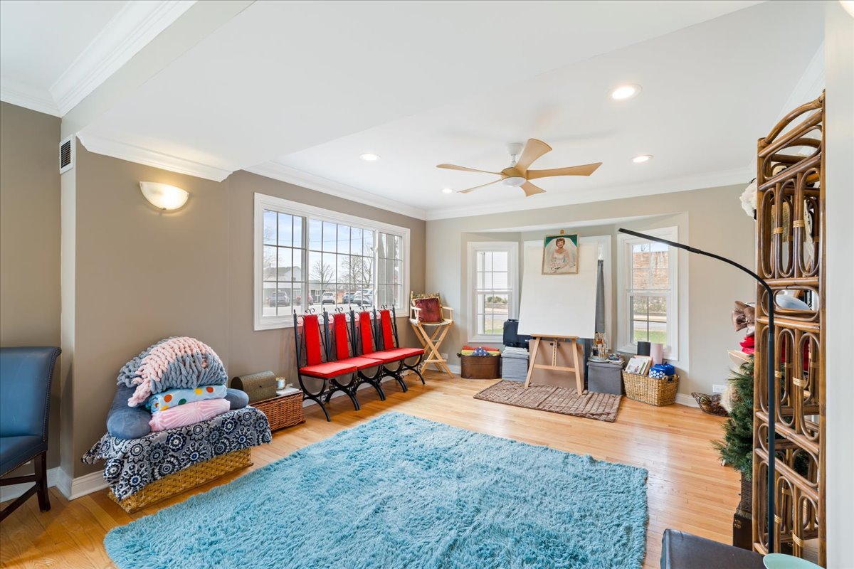 4309 Market Street, Crystal Lake, IL 60012