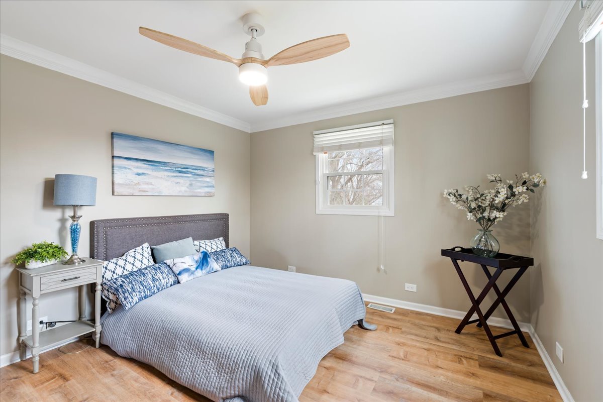 4309 Market Street, Crystal Lake, IL 60012