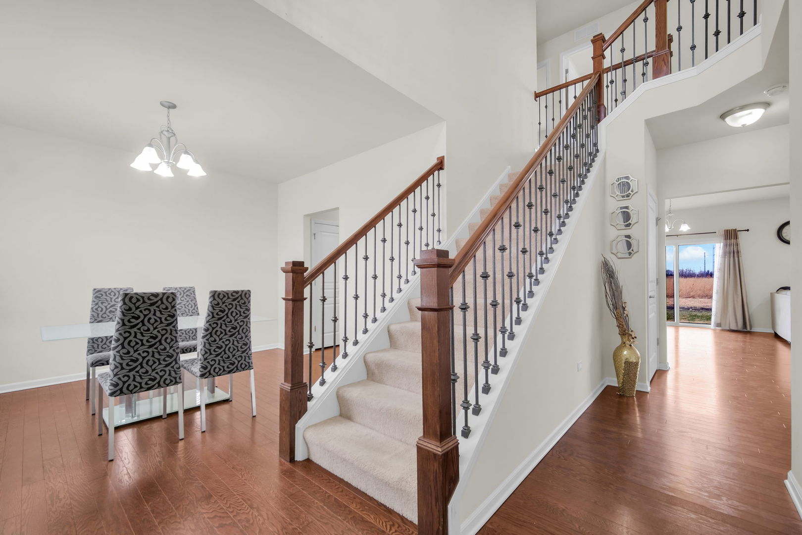 4255 FRASER Circle, Naperville, IL 60564