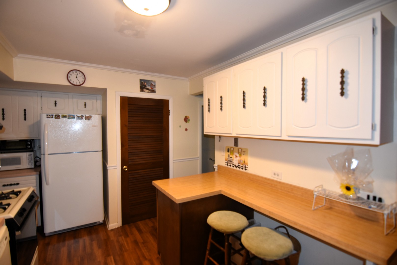 7734 Woodward Avenue #5, Woodridge, IL 60517