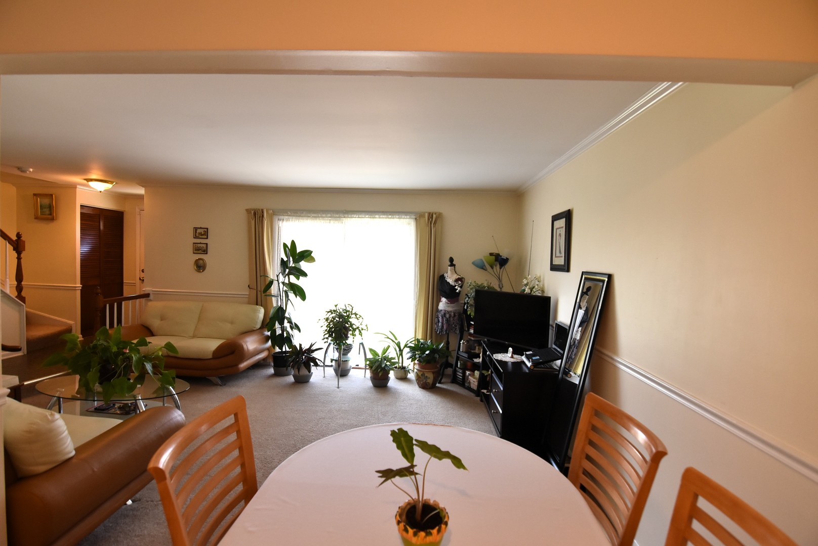 7734 Woodward Avenue #5, Woodridge, IL 60517