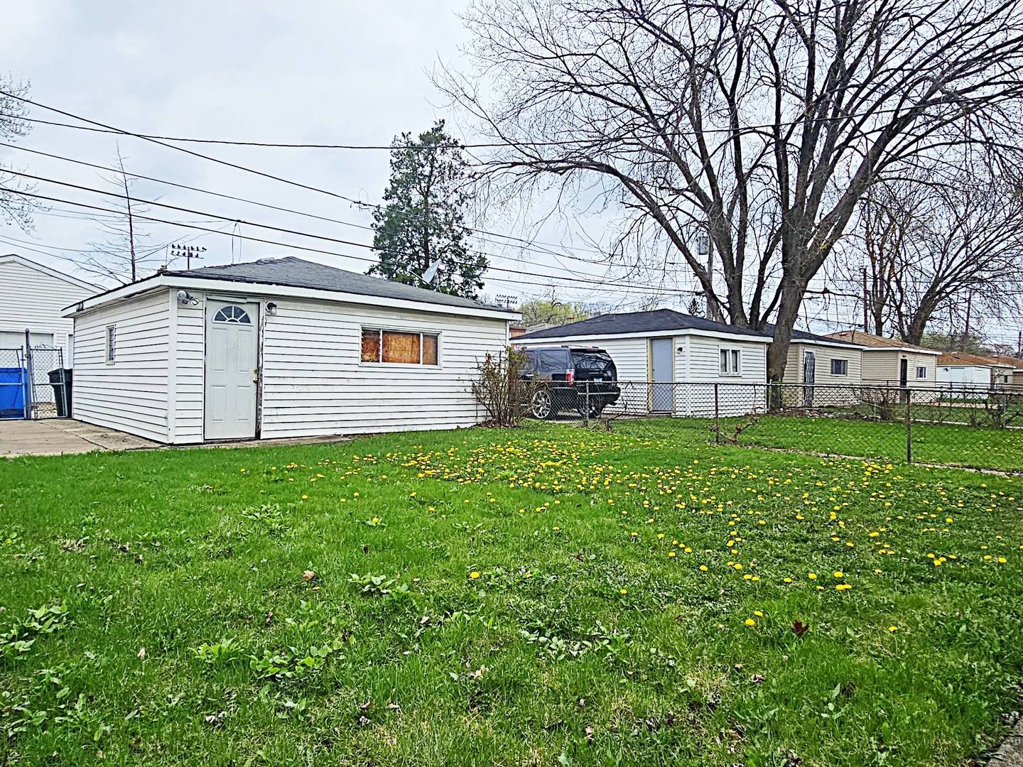 10650 S Peoria Street, Chicago, IL 60643