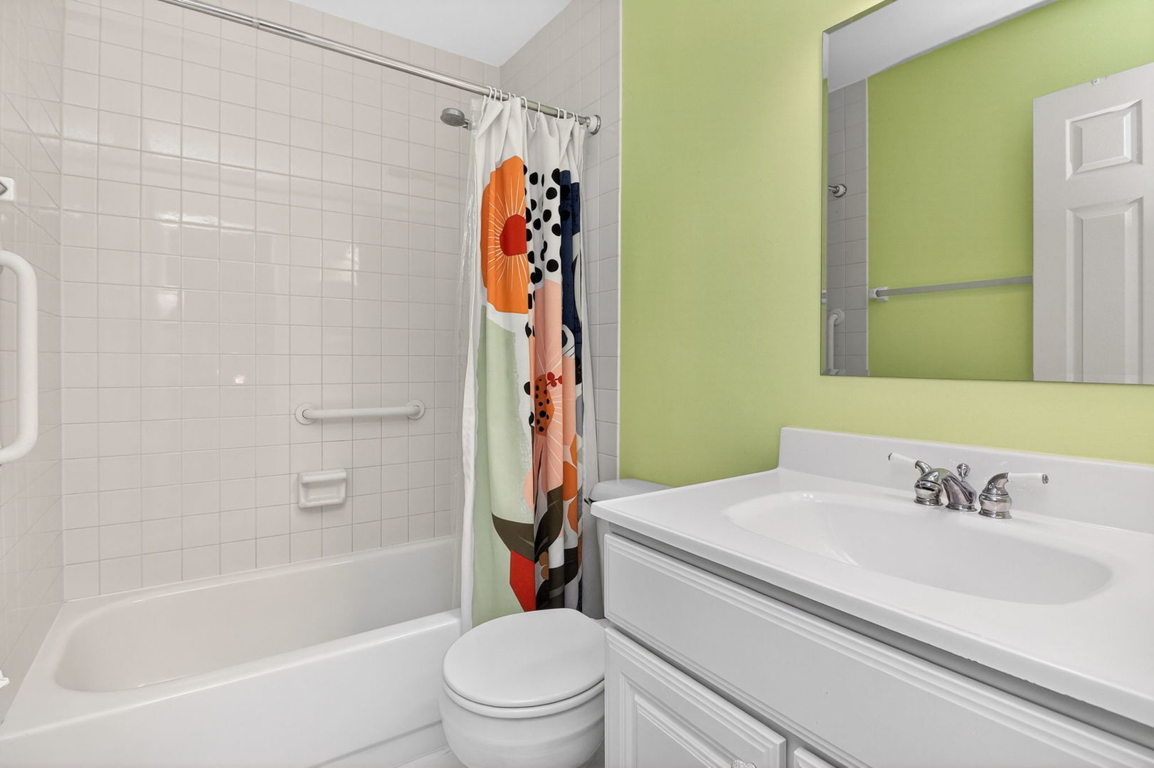 1015 N Auburn Woods Drive, Palatine, IL 60067