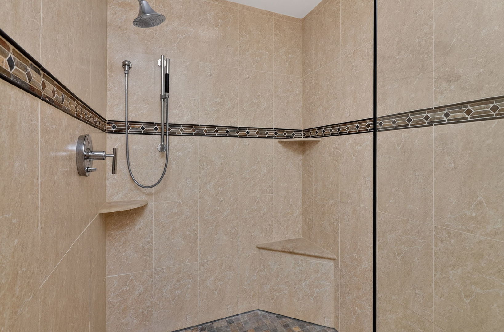 1015 N Auburn Woods Drive, Palatine, IL 60067