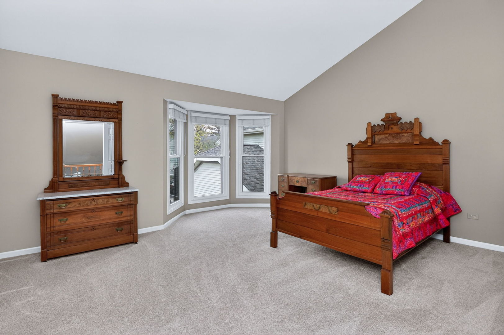 1015 N Auburn Woods Drive, Palatine, IL 60067