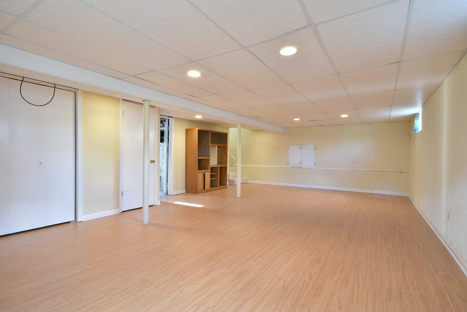 1263 Harleyford Road, Woodridge, IL 60517