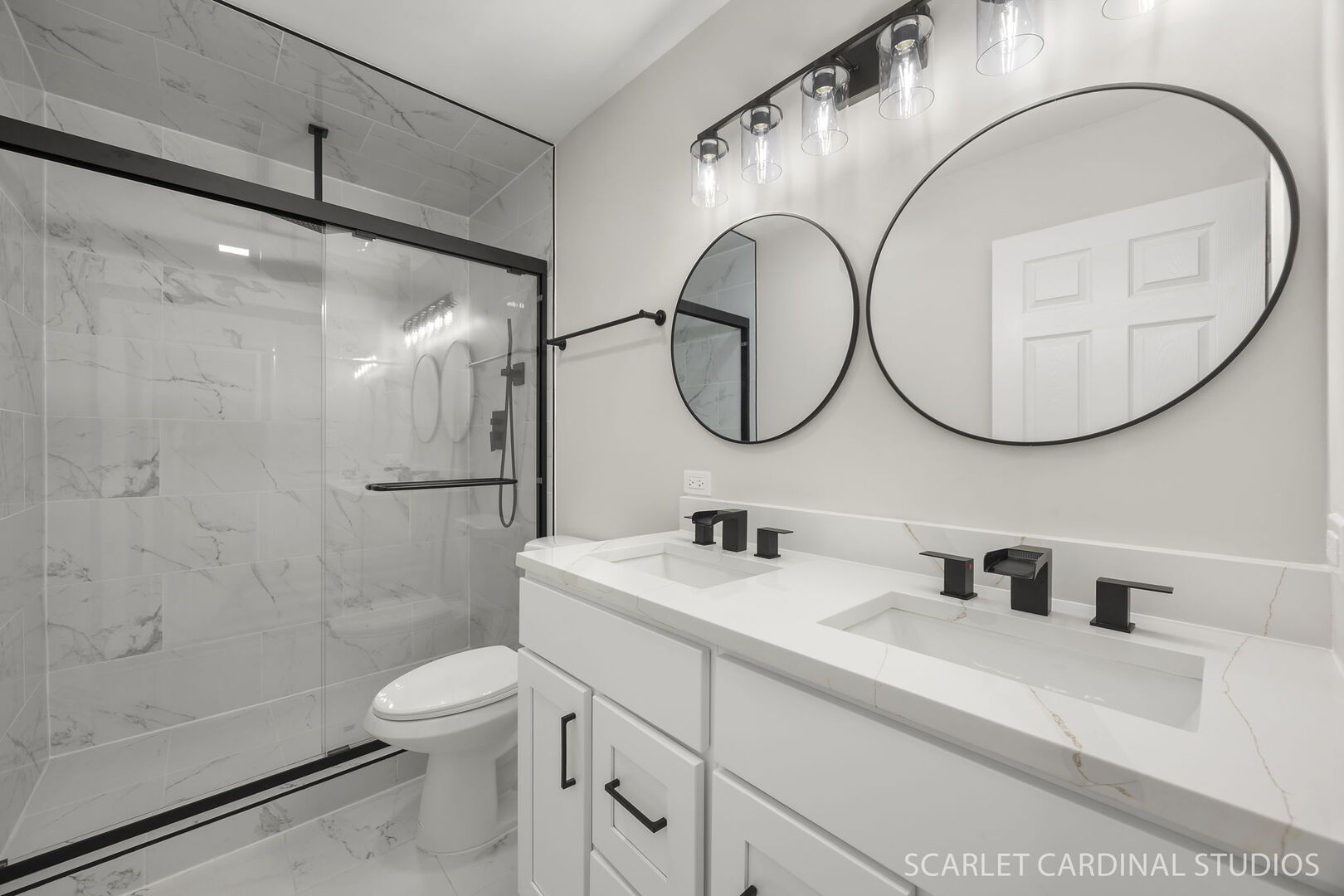 1041 N Elmwood Drive, Aurora, IL 60506