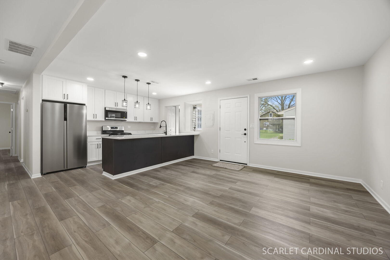 1041 N Elmwood Drive, Aurora, IL 60506