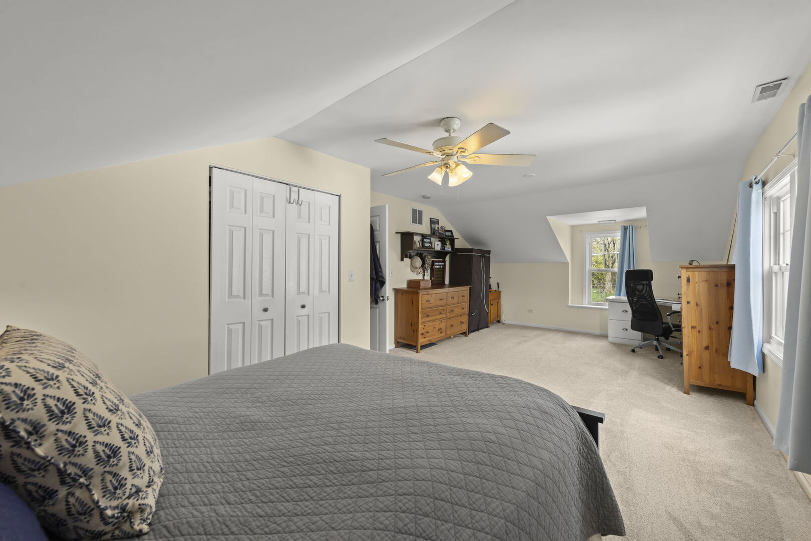 Glen Ellyn, IL 60137