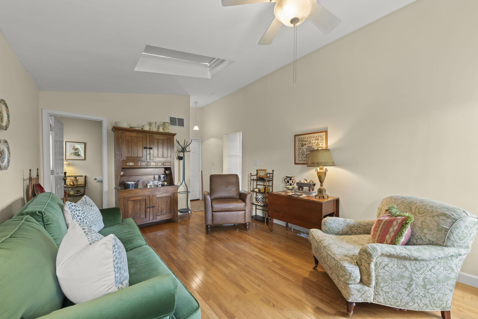 Glen Ellyn, IL 60137