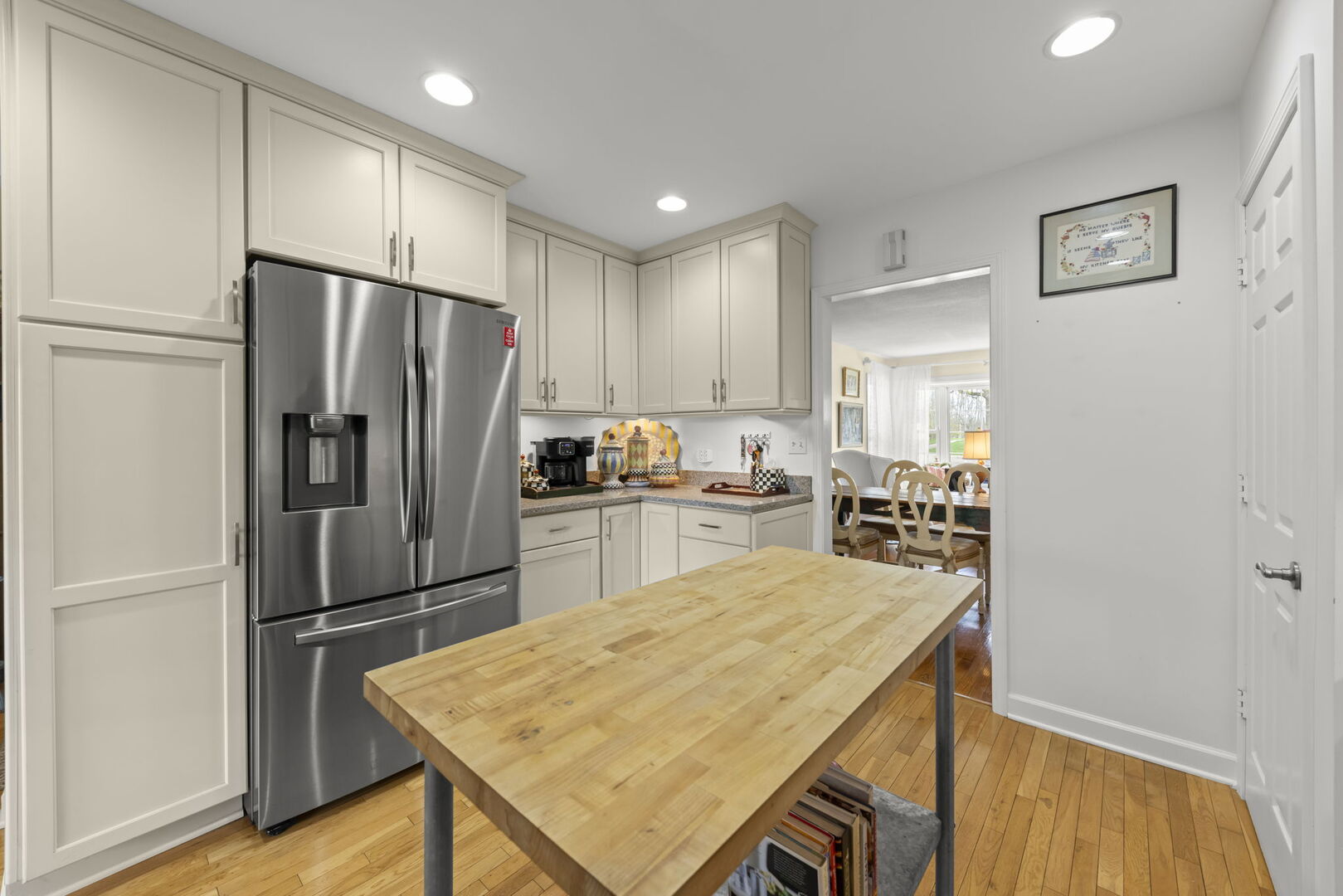 Glen Ellyn, IL 60137