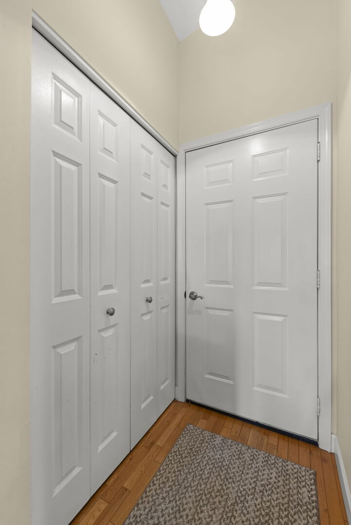 Glen Ellyn, IL 60137