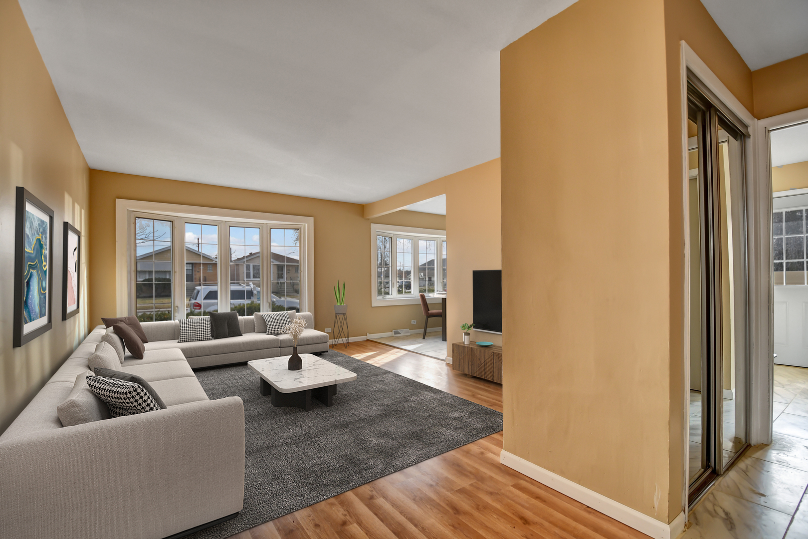 7754 S Mcvicker Avenue, Burbank, IL 60459