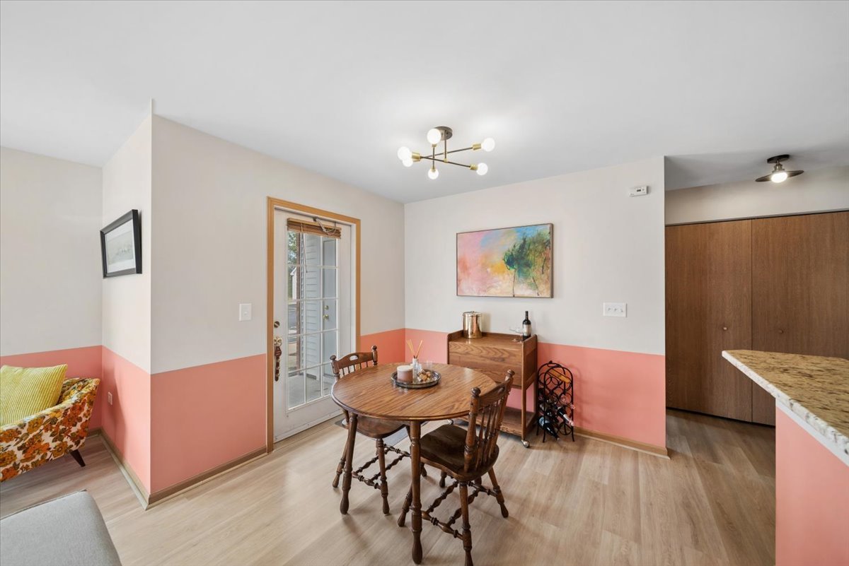 1624 Mcclure Road #1624, Aurora, IL 60505