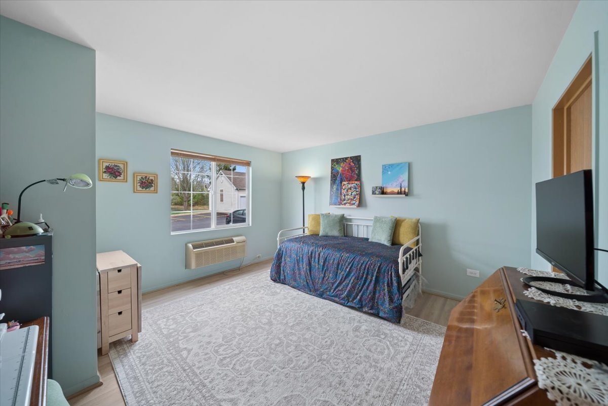 1624 Mcclure Road #1624, Aurora, IL 60505