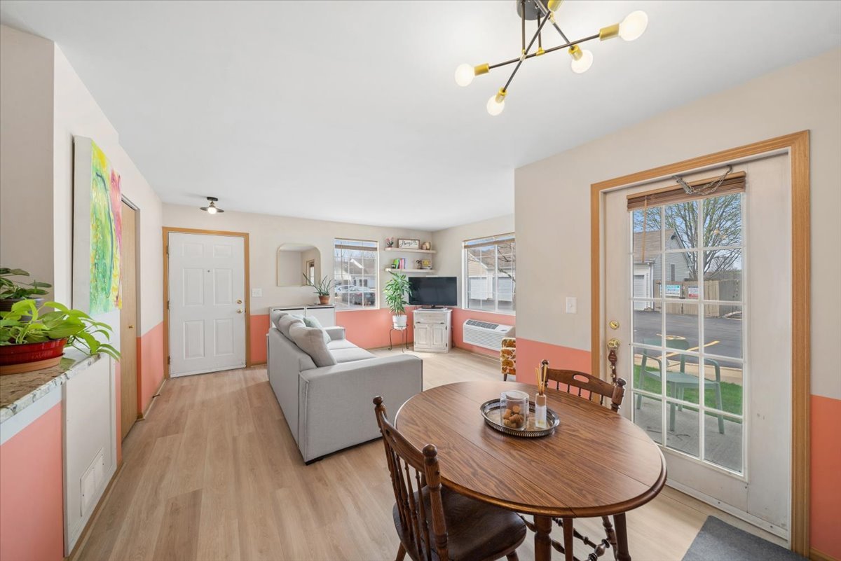 1624 Mcclure Road #1624, Aurora, IL 60505