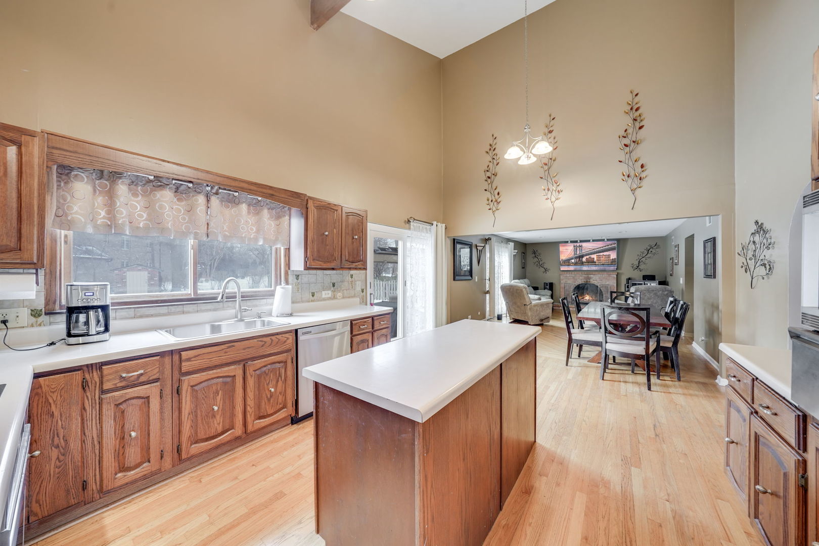 254 Bunting Lane, Bloomingdale, IL 60108