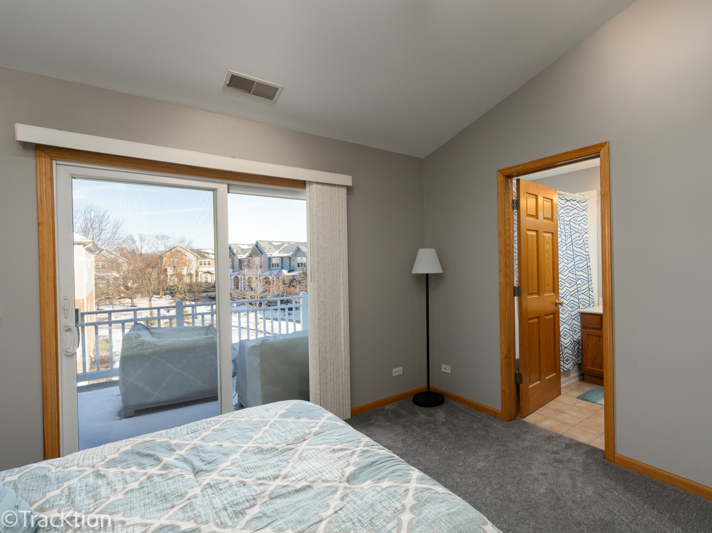 1121 River Bend Lane, Lisle, IL 60532