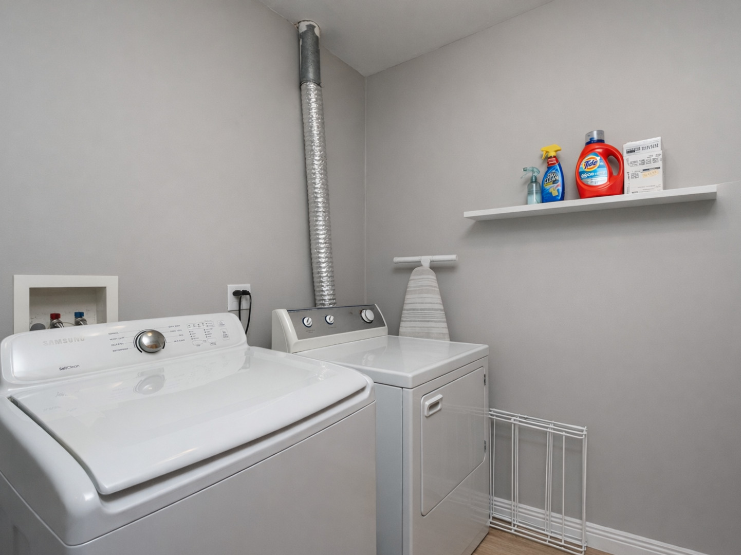 1121 River Bend Lane, Lisle, IL 60532