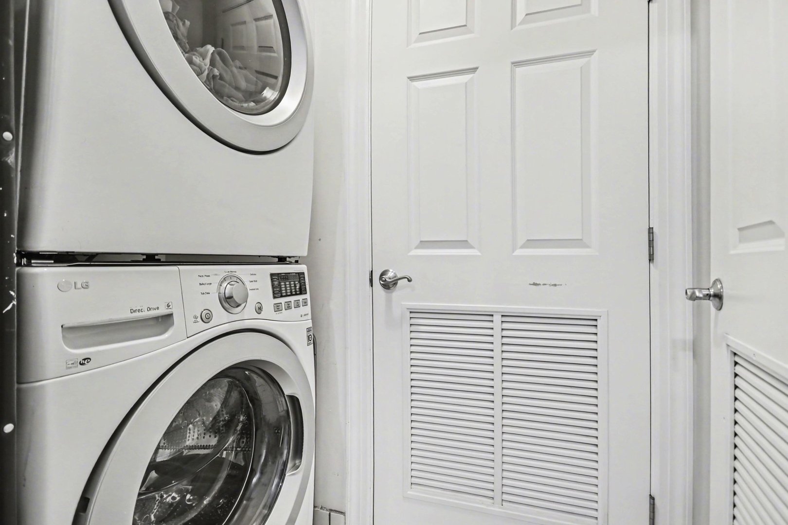 2222 W Belmont Avenue #202, Chicago, IL 60618