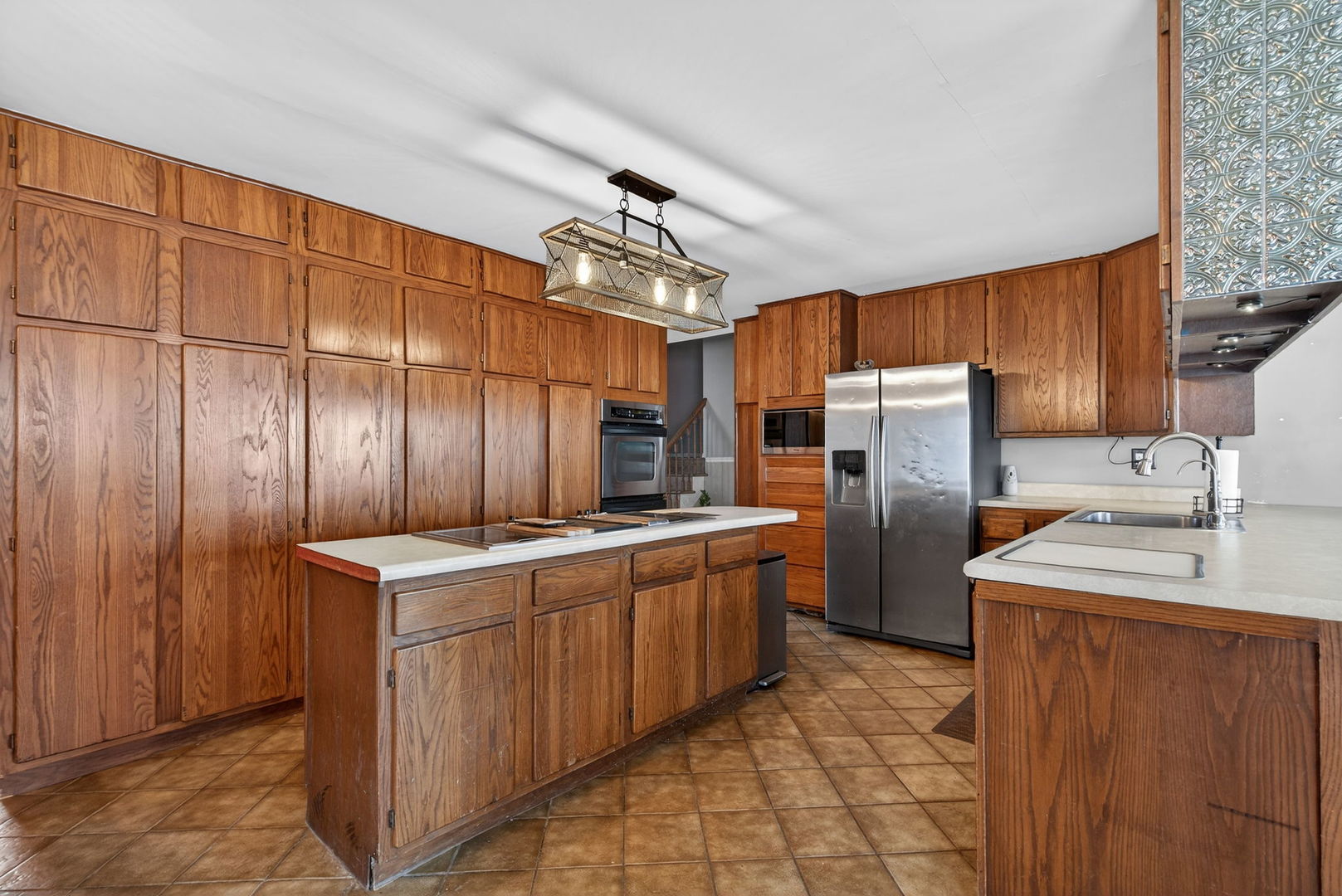 314 Plum Street, Lake In The Hills, IL 60156