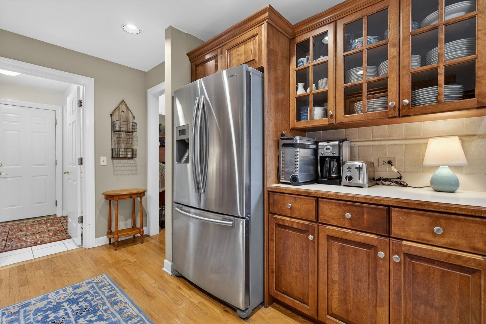 811 King Henry Lane, St. Charles, IL 60174