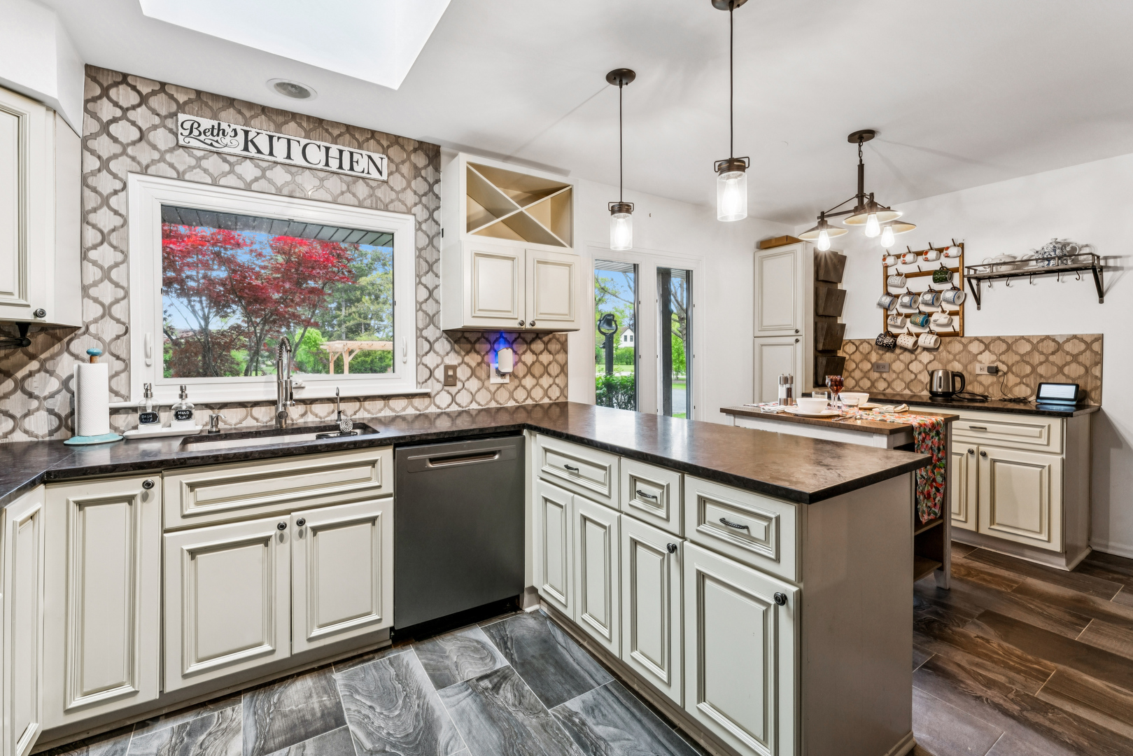 3300 Overland Pass, Northbrook, IL 60062