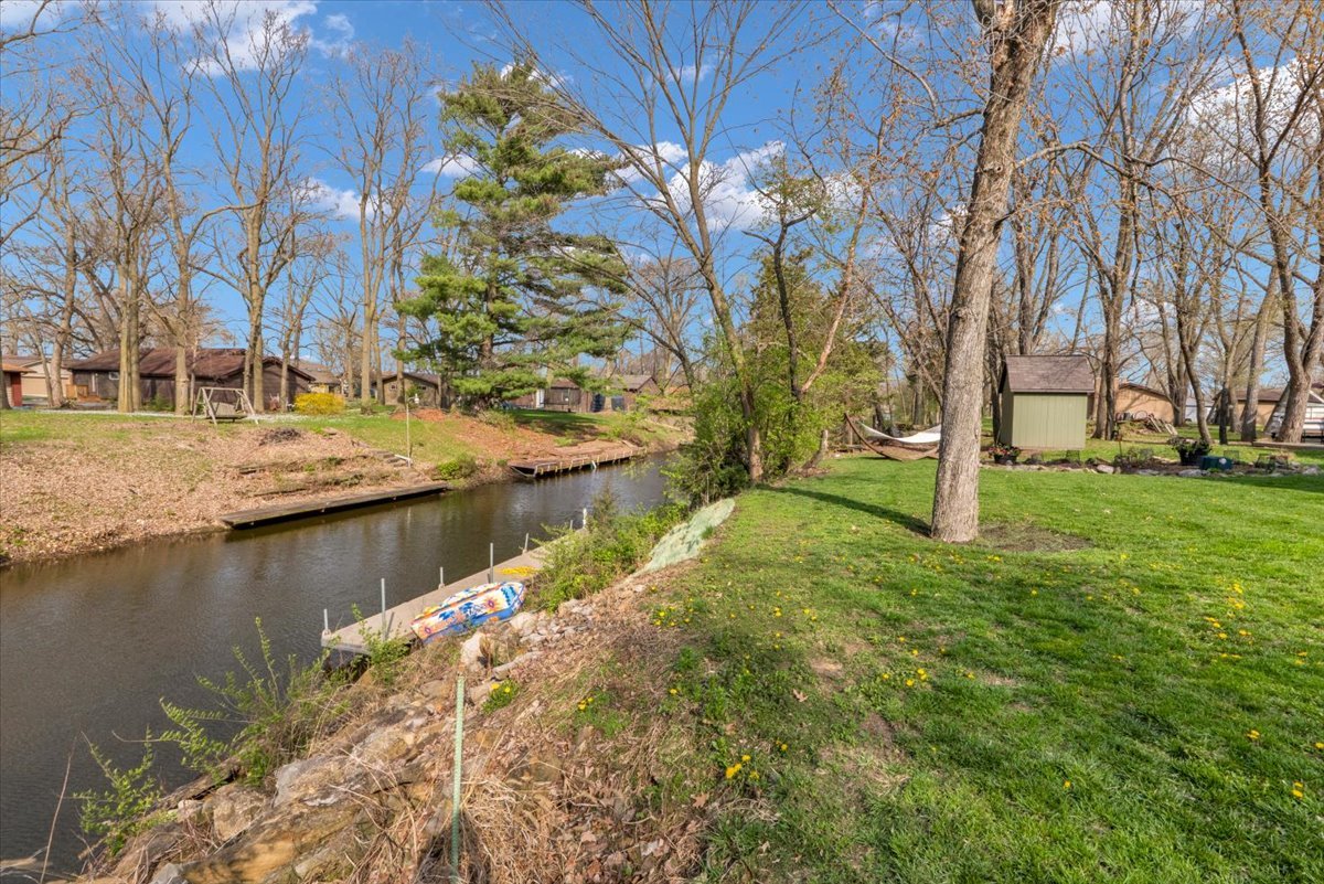 8925 E Teal Lane, Wilmington, IL 60481