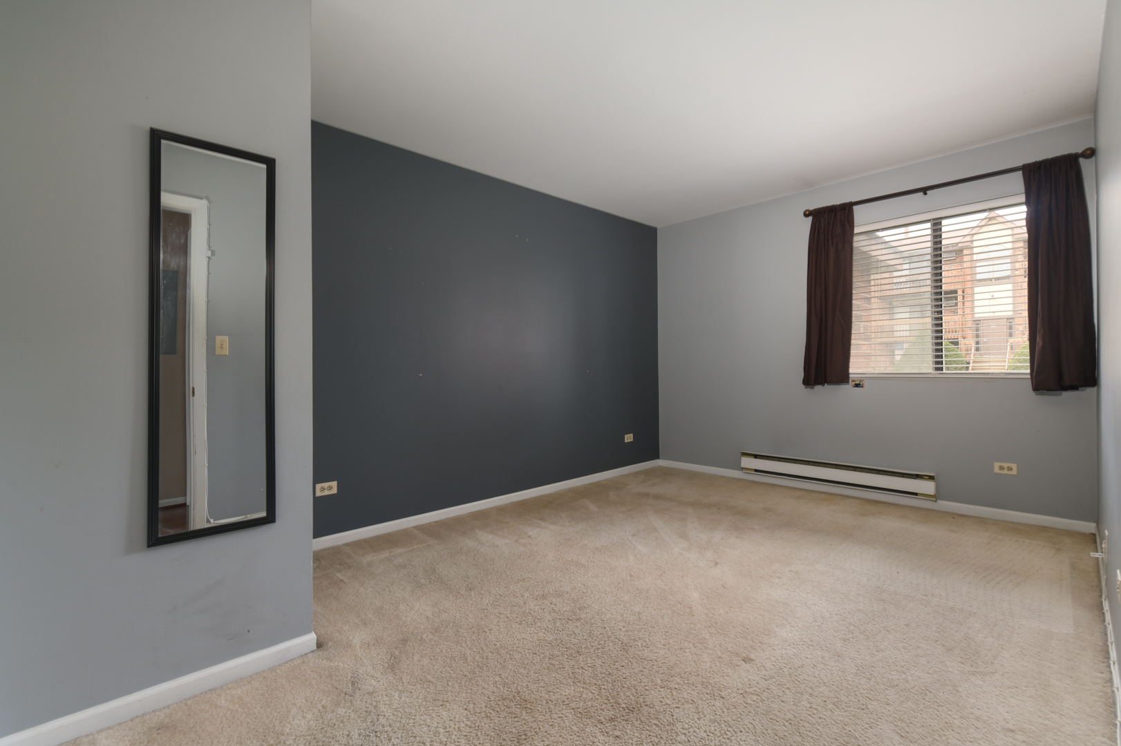 425 Berkshire Drive #16, Crystal Lake, IL 60014