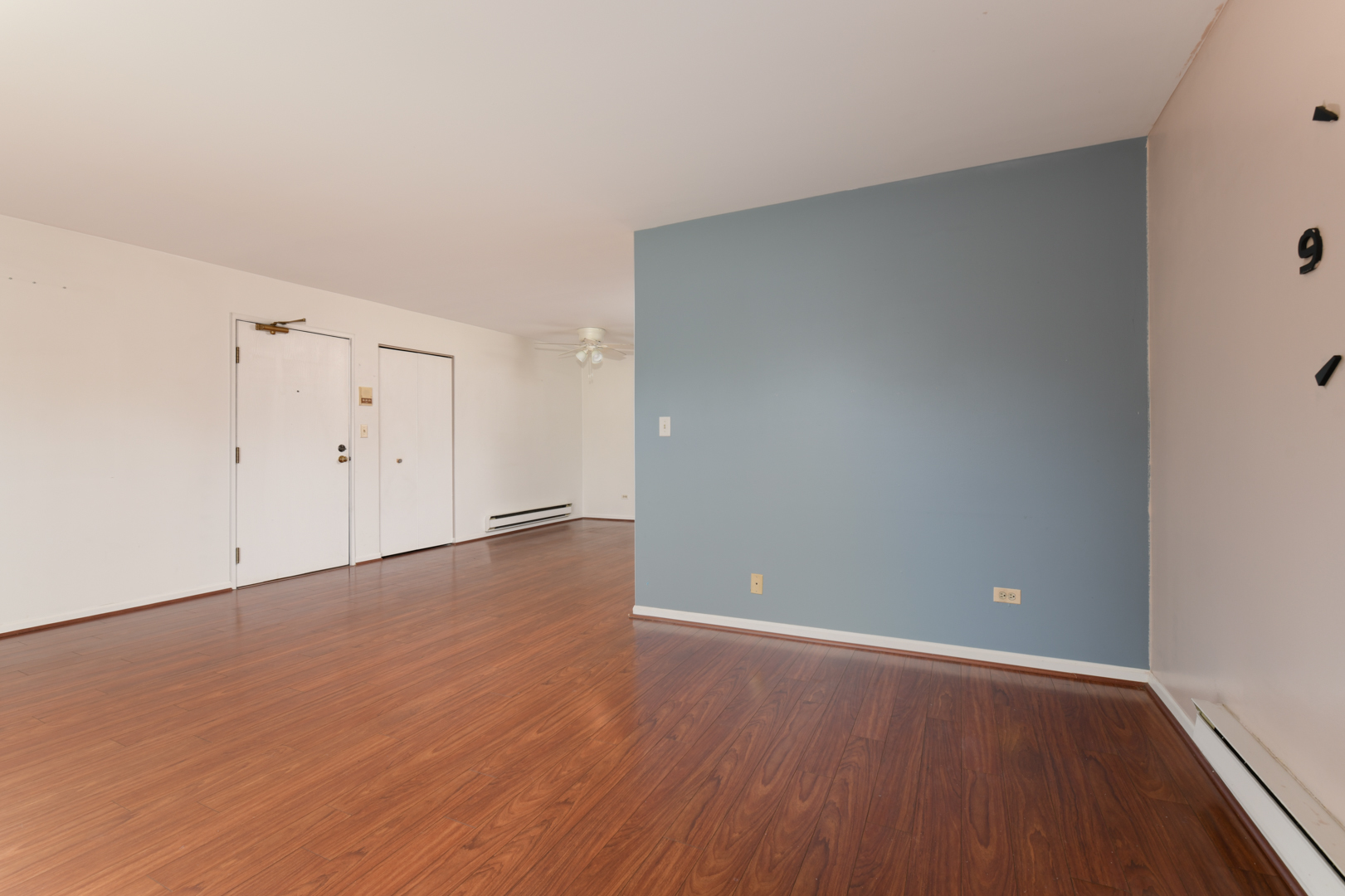 425 Berkshire Drive #16, Crystal Lake, IL 60014